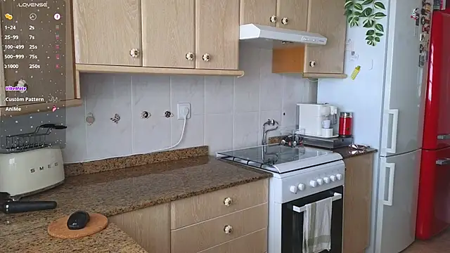 Lunamix online show from 8, 3, 2025