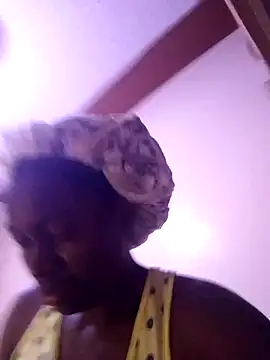 Snapshot of _cutemelania chatting on 5, 1, 2025  cutemelania online show from 5, 1, 2025