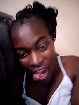 Snapshot of _cutemelania chatting on 4, 3, 2025  cutemelania online show from 4, 3, 2025