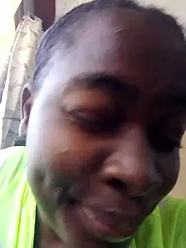 Snapshot of _cutemelania chatting on 12, 10, 2025  cutemelania online show from 12, 10, 2025