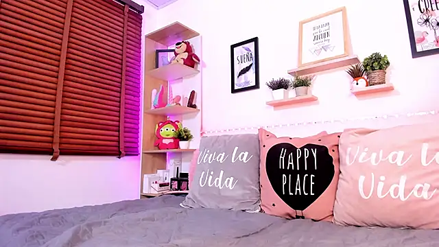 Snapshot of Nata_Villalobos chatting on 13, 1, 2025 Nata Villalobos online show from 13, 1, 2025