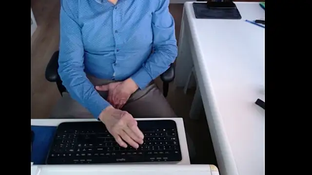 dutchpornking online show from 27, 11, 2025