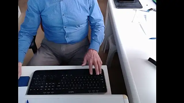 dutchpornking online show from 4, 12, 2025