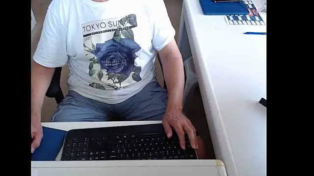 dutchpornking online show from 9, 7, 2026