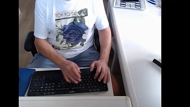 dutchpornking online show from 12, 7, 2026