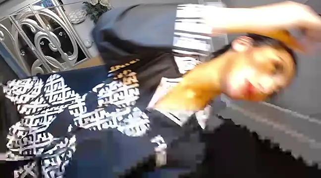 SpiffyFuchsia69 online show from 8, 12, 2024