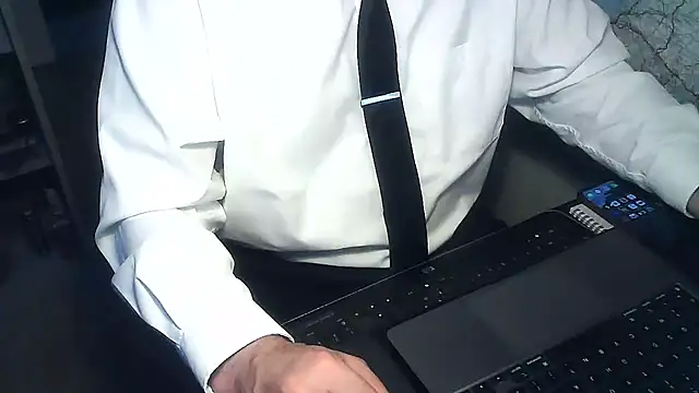 Snapshot of DUDURA@xh chatting on 6, 12, 2024 DUDURAxh online show from 6, 12, 2024