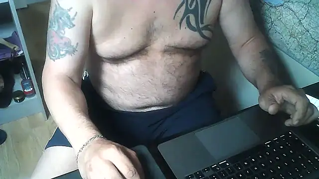 Snapshot of DUDURA@xh chatting on 9, 9, 2025 DUDURAxh online show from 9, 9, 2025