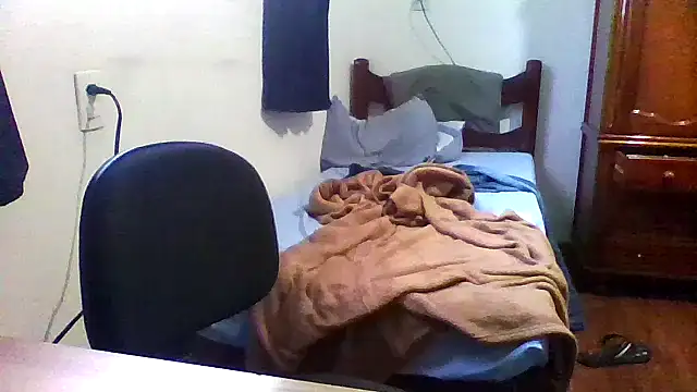 SAFADINHO-25 online show from 4, 2, 2025