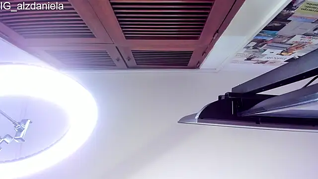 Snapshot of Kaitlyn_Brwon chatting on 20, 9, 2025 Kaitlyn Brwon online show from 20, 9, 2025