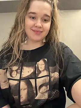 HornyGirlH online show from 29, 4, 2026