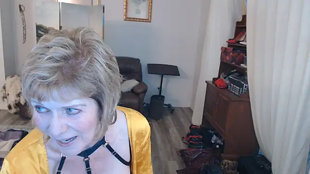 SindeeDix online show from 10, 7, 2026
