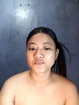 Snapshot of Urchanel chatting on 6, 10, 2025 Urchanel online show from 6, 10, 2025