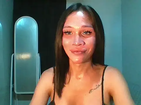Snapshot of Sassy_Erika chatting on 7, 7, 2026 Sassy Erika online show from 7, 7, 2026