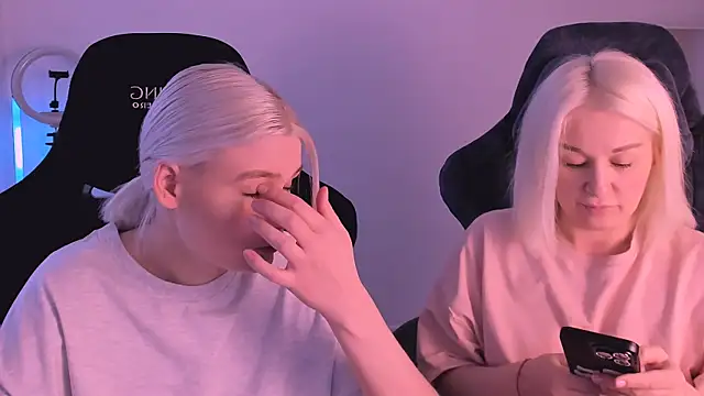 hotblonds online show from 27, 1, 2025