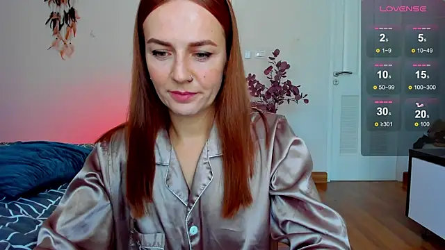 BritneyHall online show from 14, 1, 2025