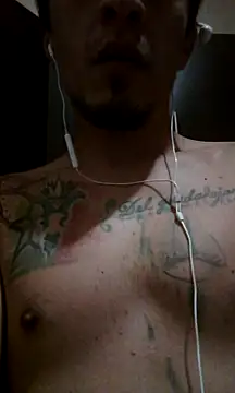 Snapshot of landy20cm chatting on 23, 12, 2024 landy20cm online show from 23, 12, 2024