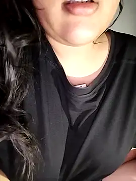 Annerae online show from 31, 10, 2025