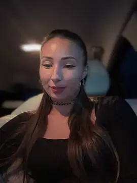 YOUR-KARINA online show from 9, 1, 2025