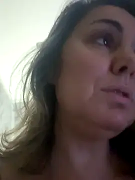 Emma roqueen online show from 2, 12, 2025