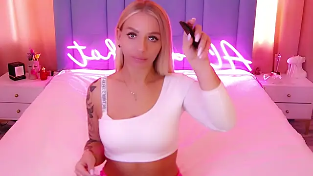 AllwaysHotJ online show from 30, 1, 2025