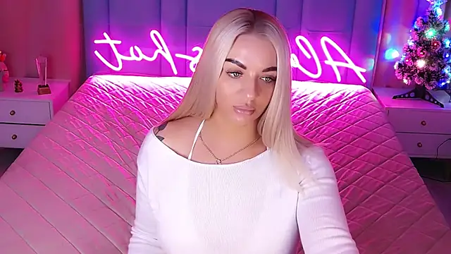 AllwaysHotJ online show from 7, 1, 2026