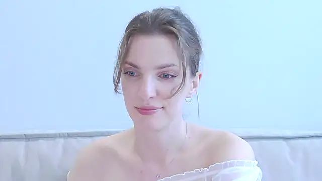 Snapshot of Beauty_Alex chatting on 30, 6, 2026 Beauty Alex online show from 30, 6, 2026