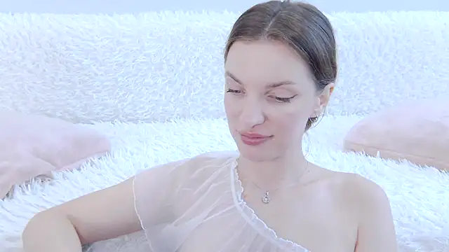 Snapshot of Beauty_Alex chatting on 31, 7, 2026 Beauty Alex online show from 31, 7, 2026