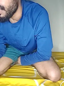 Snapshot of FearingForm chatting on 3, 10, 2025 FearingForm online show from 3, 10, 2025