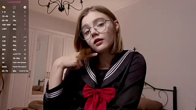 Snapshot of allotropp chatting on 9, 10, 2025 allotropp online show from 9, 10, 2025