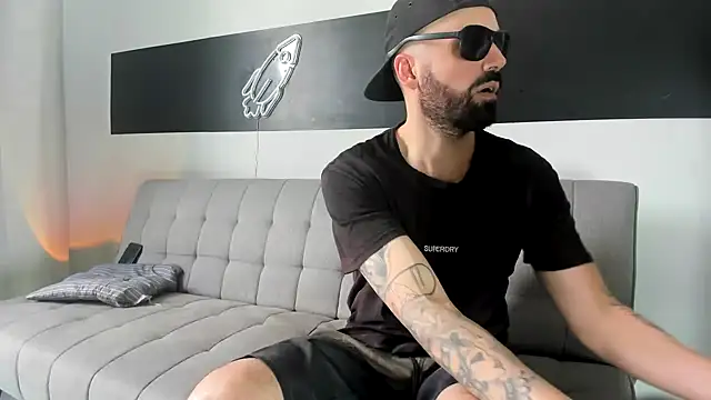 Snapshot of MattxFeet chatting on 18, 12, 2024 MattxFeet online show from 18, 12, 2024