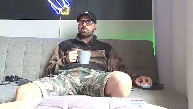 Snapshot of MattxFeet chatting on 28, 9, 2025 MattxFeet online show from 28, 9, 2025