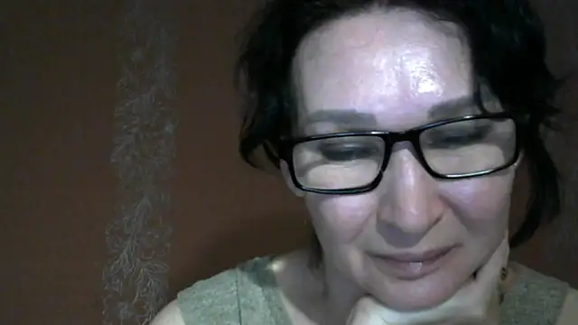 Snapshot of PrettyAndWild chatting on 3, 7, 2026 PrettyAndWild online show from 3, 7, 2026