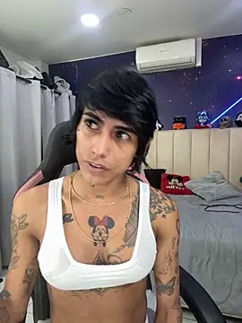 Nella Dolls online show from 11, 11, 2025