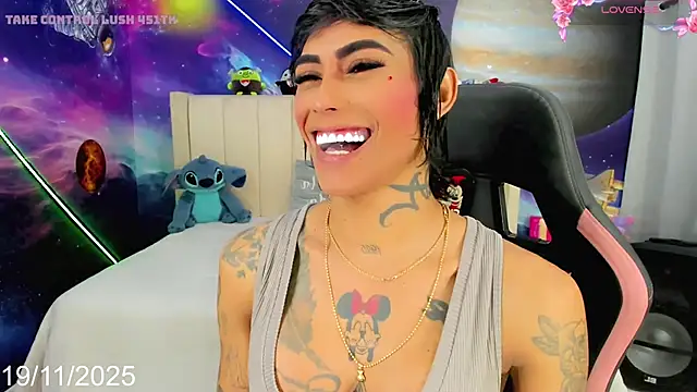 Nella Dolls online show from 19, 11, 2025