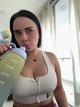 GeorginaJones online show from 2, 2, 2025