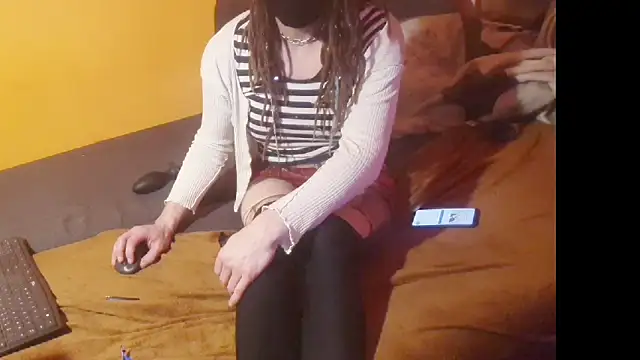 Snapshot of Lillisissi chatting on 17, 10, 2025 Lillisissi online show from 17, 10, 2025