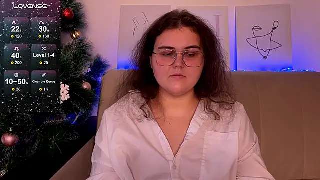 Snapshot of Curvy_Jane chatting on 17, 12, 2024 Curvy Jane online show from 17, 12, 2024