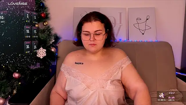 Snapshot of Curvy_Jane chatting on 24, 12, 2024 Curvy Jane online show from 24, 12, 2024