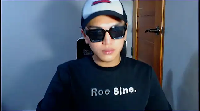 Snapshot of WONDERWOMAN2023 chatting on 6, 1, 2025 WONDERWOMAN2023 online show from 6, 1, 2025