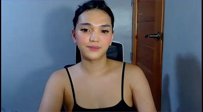 Snapshot of WONDERWOMAN2023 chatting on 25, 1, 2025 WONDERWOMAN2023 online show from 25, 1, 2025