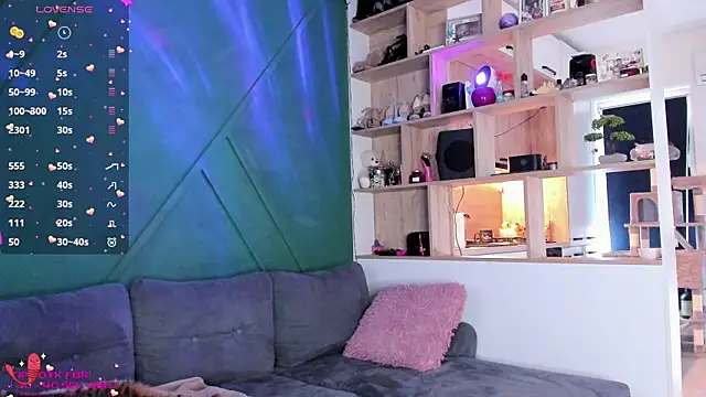  alleyesonme  online show from 13, 3, 2025