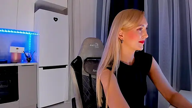 HotyPlays online show from 13, 2, 2025