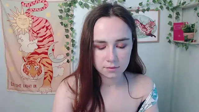 VeryVeryVeryShy  online show from 7, 7, 2026