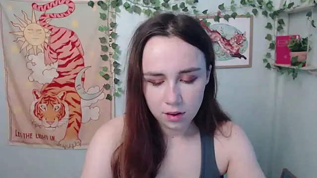 VeryVeryVeryShy  online show from 13, 7, 2026
