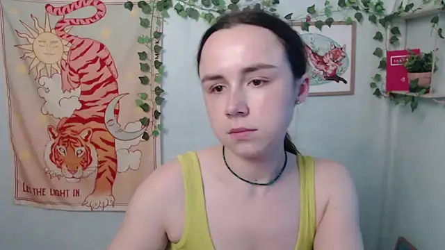 VeryVeryVeryShy  online show from 16, 7, 2026