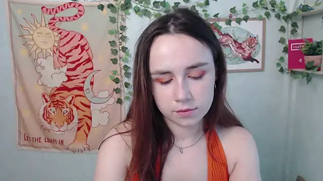 VeryVeryVeryShy  online show from 24, 7, 2026