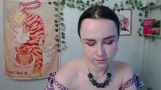 VeryVeryVeryShy  online show from 27, 7, 2026