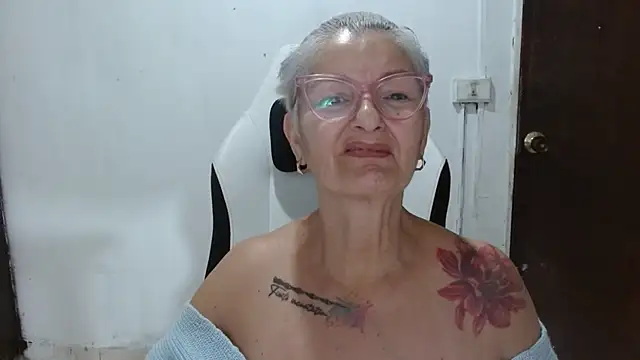 bety-cum2 online show from 24, 2, 2026