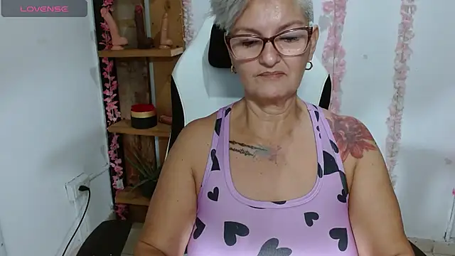bety-cum2 online show from 15, 7, 2026